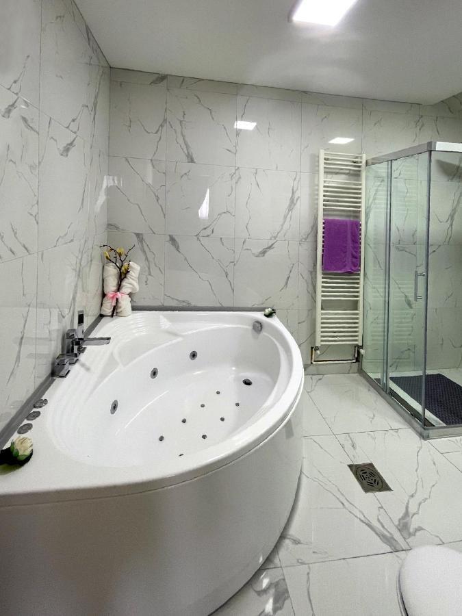Freya Spa Apartments Ni Buitenkant foto