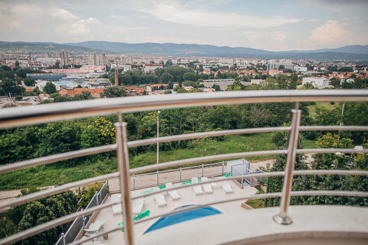 Freya Spa Apartments Ni Buitenkant foto