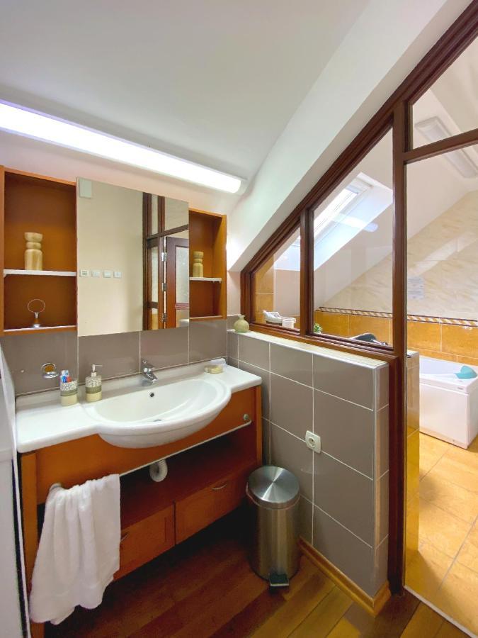 Freya Spa Apartments Ni Buitenkant foto